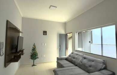 Imagem: A casa possui 3 Dormitórios, 3 Banheiros, 3 Vagas na garagem