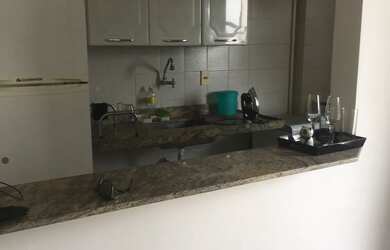 Imagem: O apartamento possui 1 Dormitório, 1 Banheiro, 1 Vaga na garagem