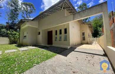 Imagem: A casa em condomínio possui 4 Dormitórios, 5 Banheiros, 4