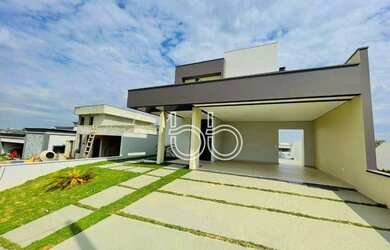 Imagem: A casa em condomínio possui 4 Dormitórios, 3 Banheiros, 5