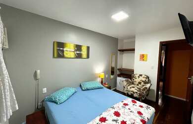 Imagem: A casa possui 4 Dormitórios, 4 Banheiros, 3 Vagas na garagem