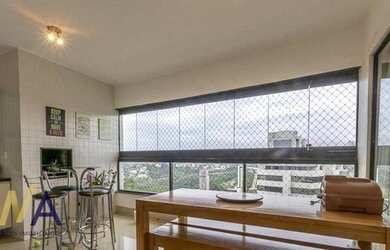 Imagem: O apartamento possui 4 Dormitórios, 3 Banheiros, 3 Vagas na