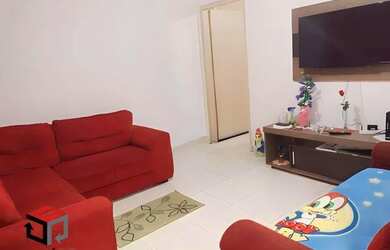 Imagem: A casa possui 3 Dormitórios, 3 Banheiros, 2 Vagas na garagem