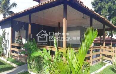 Imagem: A casa em condomínio possui 3 Dormitórios, 3 Banheiros, 2