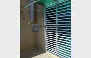 Imagem: A casa possui 4 Dormitórios, 5 Banheiros, 5 Vagas na garagem