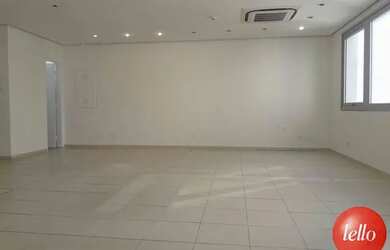 Imagem: O depósito possui 65m² de Área, Imóvel novo e está localizado