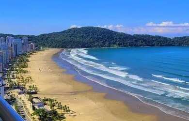 Imagem: O apartamento possui 3 Dormitórios, 3 Banheiros, 2 Vagas na