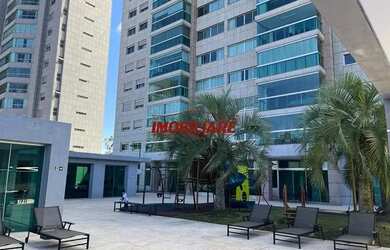 Imagem: O apartamento possui 4 Dormitórios, 4 Banheiros, 4 Vagas na