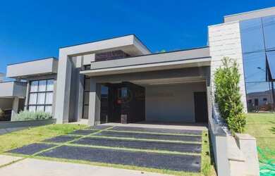 Imagem: A casa em condomínio possui 3 Dormitórios, 4 Banheiros, 4