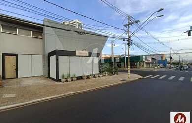 Imagem: O depósito possui 3 Vagas na garagem, 570m² de Área e está