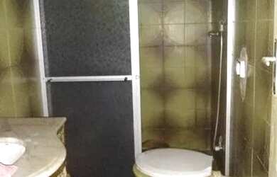 Imagem: A casa possui 2 Dormitórios, 1 Banheiro, 1 Vaga na garagem