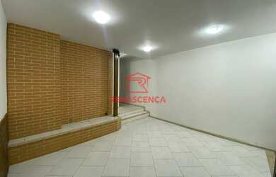 Imagem: A casa possui 3 Dormitórios, 2 Banheiros e 202m² de Área