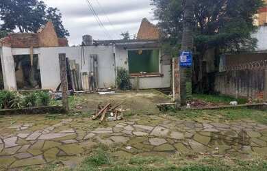 Imagem: O terreno possui 594m² de Área e está localizado em Santa