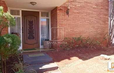 Imagem: O depósito possui 2 Vagas na garagem, 300m² de Área e está