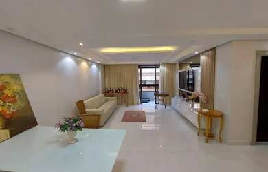 Imagem: O apartamento possui 4 Dormitórios, 4 Banheiros, 3 Vagas na