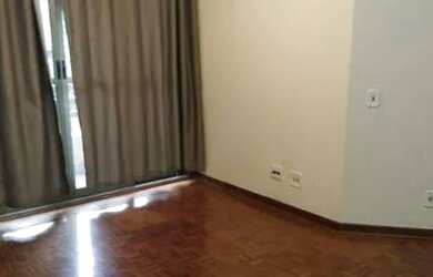 Imagem: O apartamento possui 2 Dormitórios, 2 Banheiros, 2 Vagas na