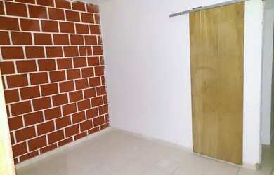 Imagem 4: Casa. Varanda, 1 Vaga na garageme2 Dormitórios