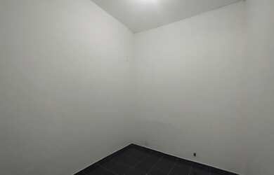 Imagem 7: Locação - Excelente Casa Comercial na Rua Paula Lima esquina com Dr....