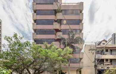 Imagem: O apartamento na cobertura possui 3 Dormitórios, 5 Banheiros