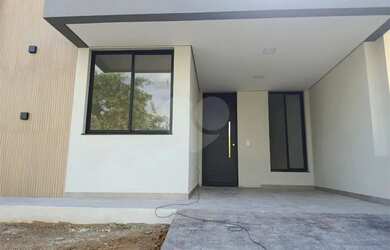 Imagem 2: Casa à venda com 3 quartos, sendo 1 suíte, no condomínio Terras de...