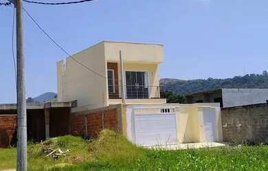 Imagem: O terreno possui 120m² de Área e está localizado em Campo