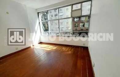 Imagem 7: POSTO 4 QUADRA DA PRAIA 150M2 SALÃO 2 AMBIENTES 3 QUARTOS ÁREA 2 DEPENDÊNCIAS...