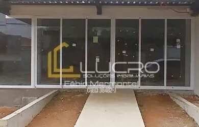 Imagem: O depósito possui 4 Vagas na garagem, 400m² de Área e Imóvel