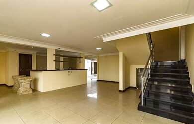 Imagem 8: Casa de 3 pavimentos à venda..R$ 1.400 k