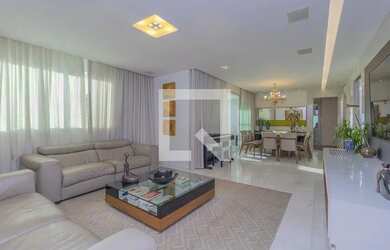 Imagem: O apartamento possui 4 Dormitórios, 4 Banheiros, 3 Vagas na