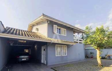 Imagem: A casa possui 3 Dormitórios, 3 Banheiros, 82m² de Área e