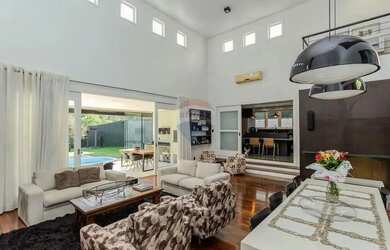 Imagem 12: Luxo e Conforto: Mansão em Condomínio em Santa Maria