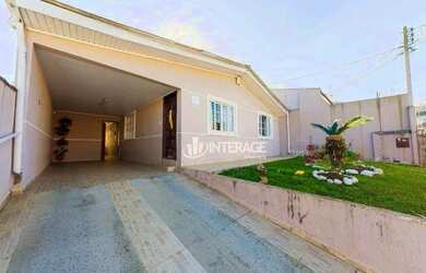 Imagem: A casa possui 2 Dormitórios, 1 Banheiro, 3 Vagas na garagem