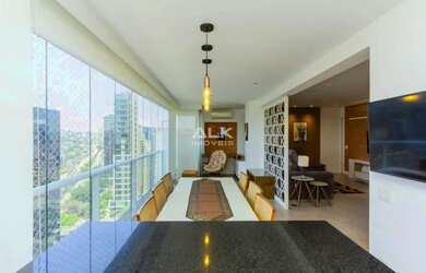 Imagem: O apartamento possui 3 Dormitórios, 5 Banheiros, 2 Vagas na