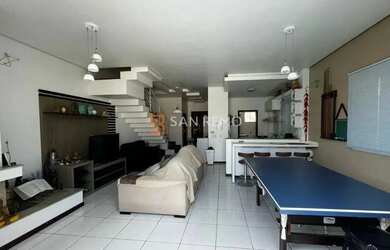 Imagem: A casa em condomínio possui 3 Dormitórios, 4 Banheiros, 2