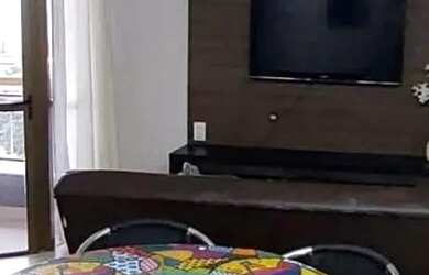 Imagem: O apartamento possui 1 Dormitório, 1 Banheiro, 1 Vaga na garagem