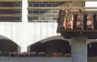 Imagem: A casa possui 3 Dormitórios, 3 Banheiros, 3 Vagas na garagem