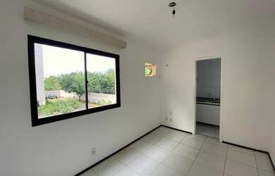 Imagem 8: Apartamento para venda tem 77 metros quadrados com 3 quartos em Calhau...