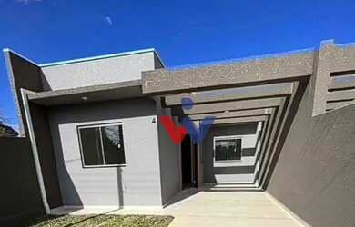 Imagem: A casa possui 3 Dormitórios, 1 Banheiro, 2 Vagas na garagem