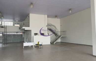 Imagem: O depósito possui 833m² de Área e está localizado em Quinta