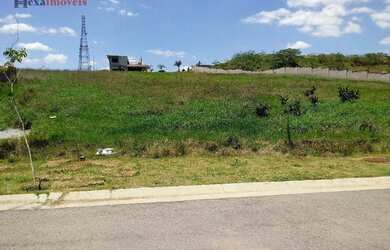 Imagem: O terreno possui 490m² de Área e está localizado em Jardim