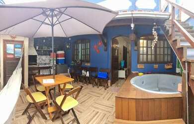 Imagem: A casa possui 4 Dormitórios e está localizado em Braga, Cabo