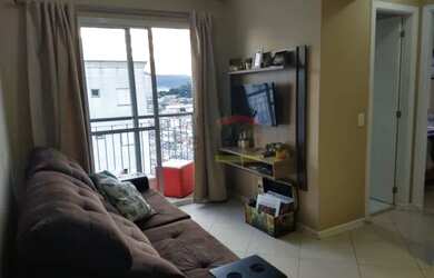 Imagem: O apartamento possui 2 Dormitórios, 1 Banheiro, 1 Vaga na garagem