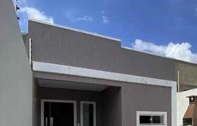 Imagem: A casa possui 2 Dormitórios, 1 Banheiro, 2 Vagas na garagem