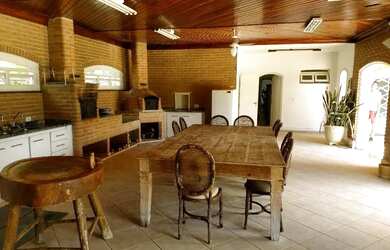 Imagem: A fazenda possui 3.000m² de Área e está localizado em Centro