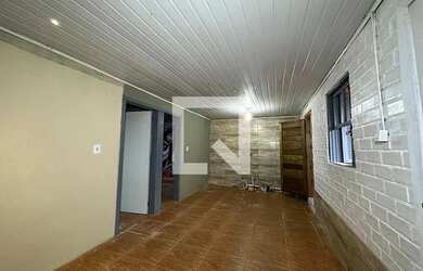 Imagem: A casa possui 1 Dormitório, 1 Banheiro e 40m² de Área e está