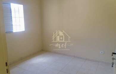 Imagem: A casa possui 1 Dormitório, 1 Banheiro, 40m² de Área e está