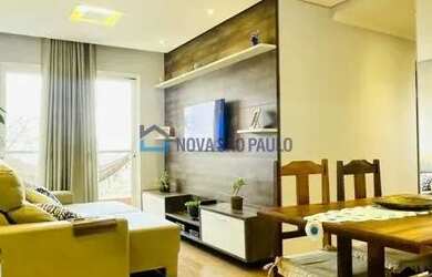 Imagem: O apartamento possui 3 Dormitórios, 1 Banheiro, 1 Vaga na garagem