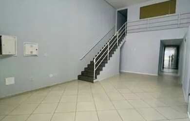 Imagem: O depósito possui 120m² de Área e está localizado em Vila