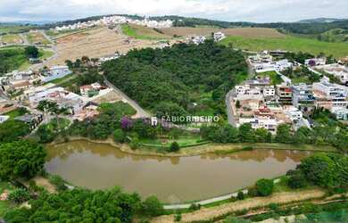 Imagem: O terreno possui 500m² de Área e está localizado em Granja