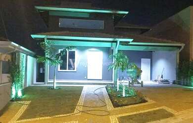 Imagem: A casa em condomínio possui 3 Dormitórios, 4 Banheiros, 4